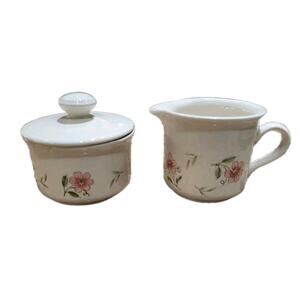 Biltons Made In England Sugar With Lid & Creamer Set Pink Flowers